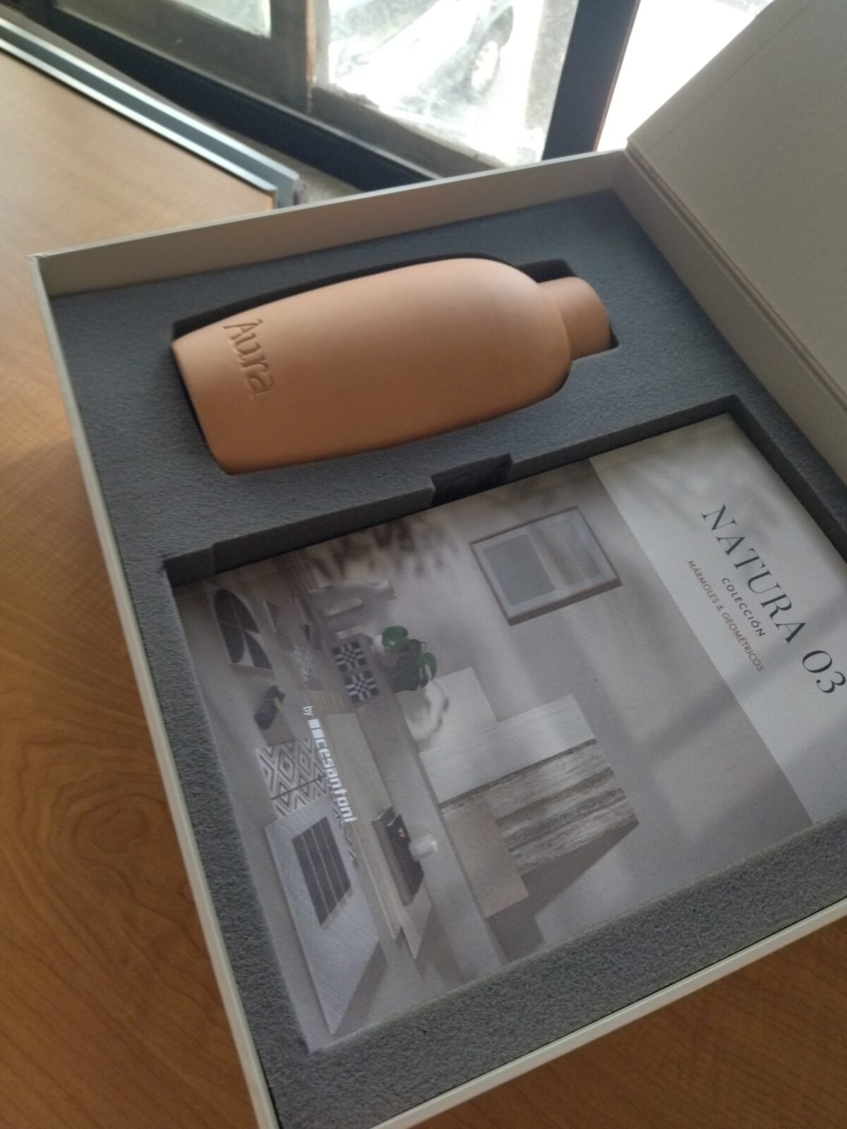 Caja rígida tipo carpeta