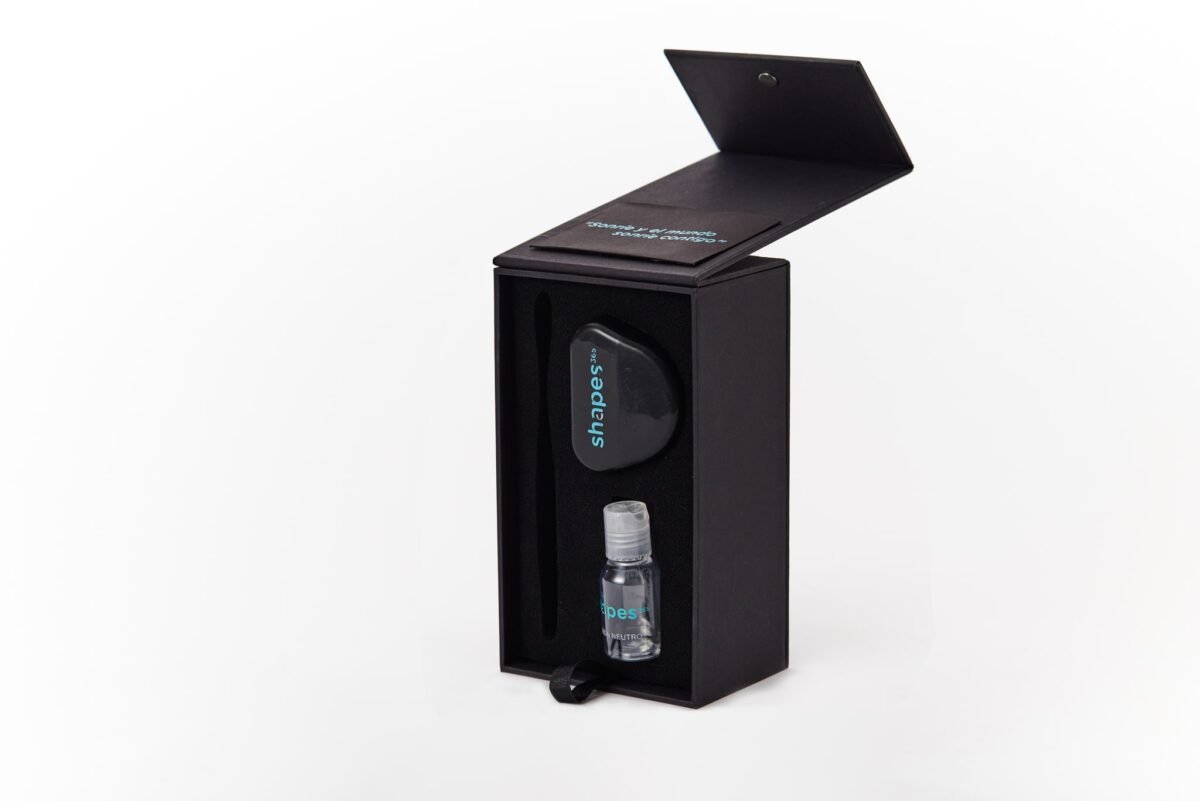 Caja rígida tipo carpeta con espuma | Kit