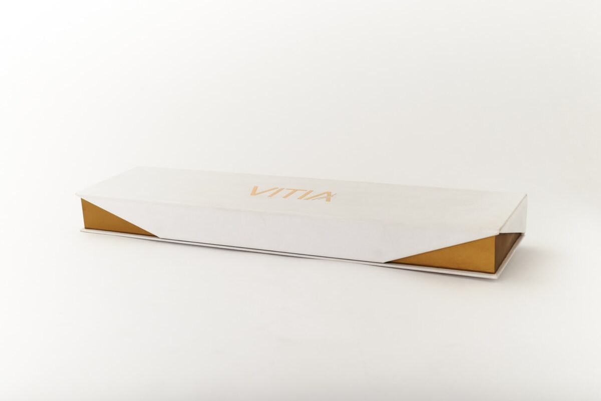 Caja rígida tipo carpeta | hot stamping