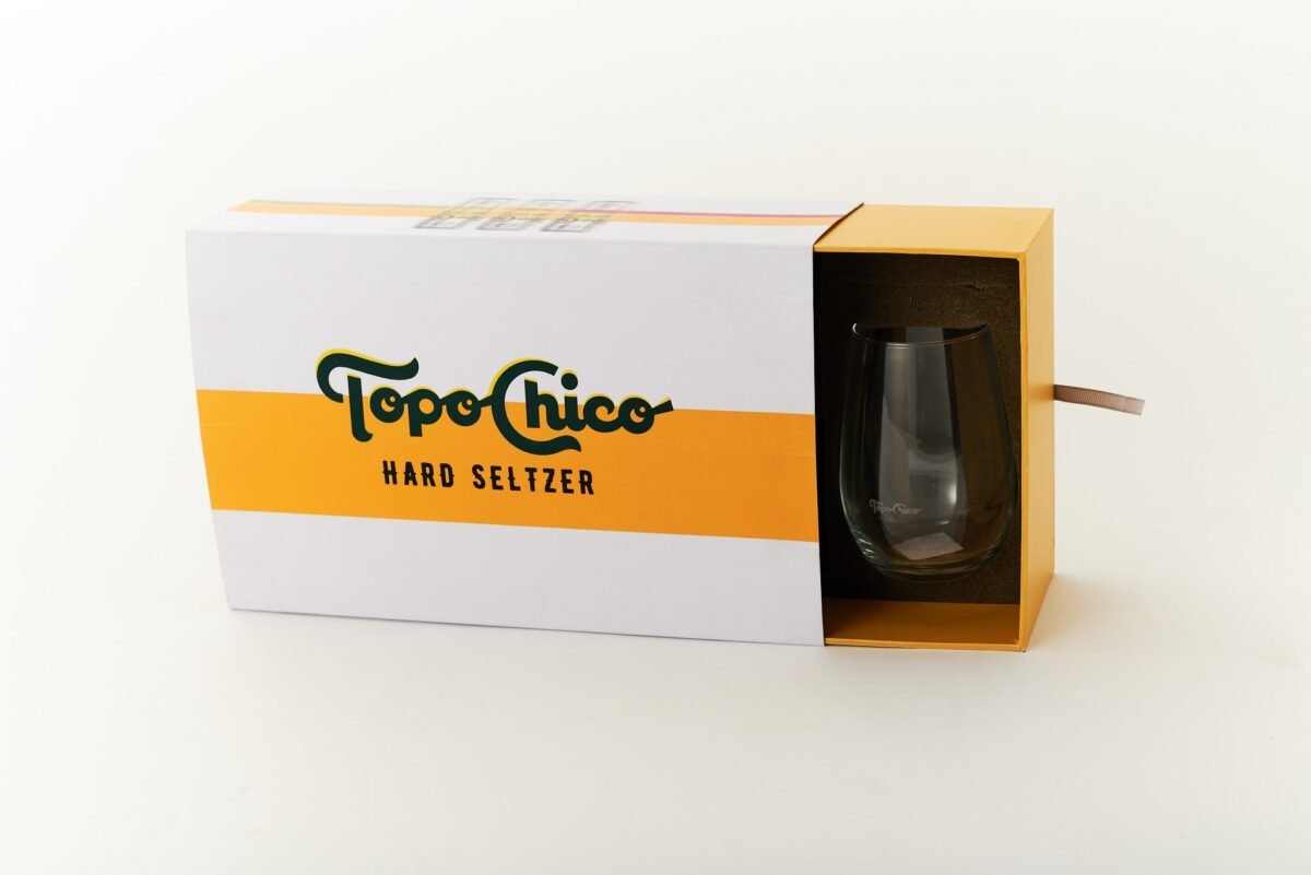 Caja semi rígida deslizable con espuma interna