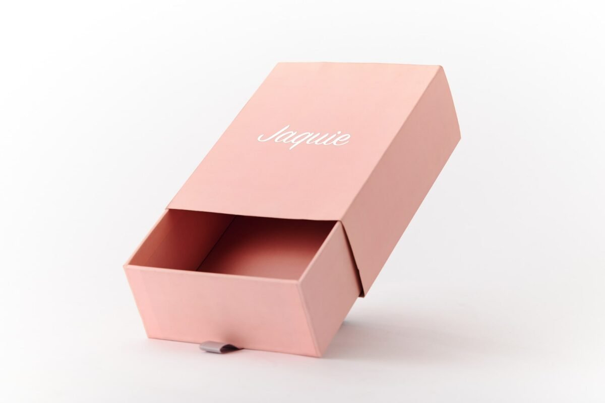 Caja semi rígida deslizable con hot stamping