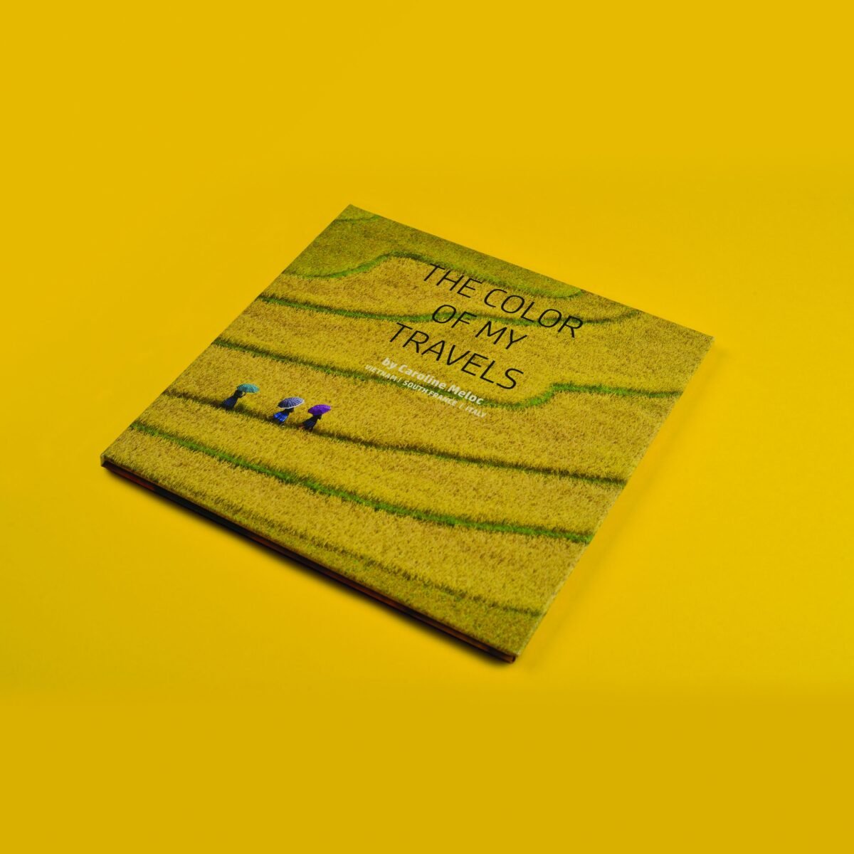 Libro pasta dura cuadrado con laminado mate